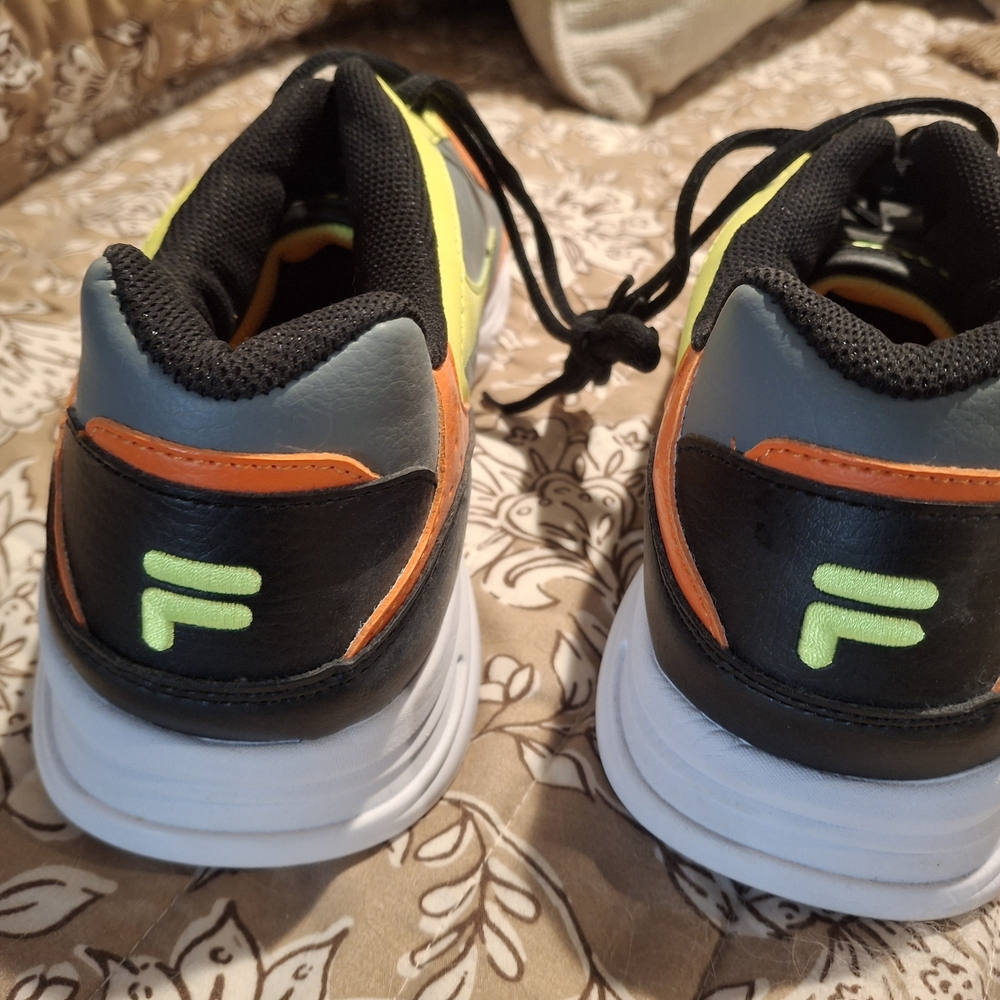 Fila mens Black and Neon Orange Sneakers